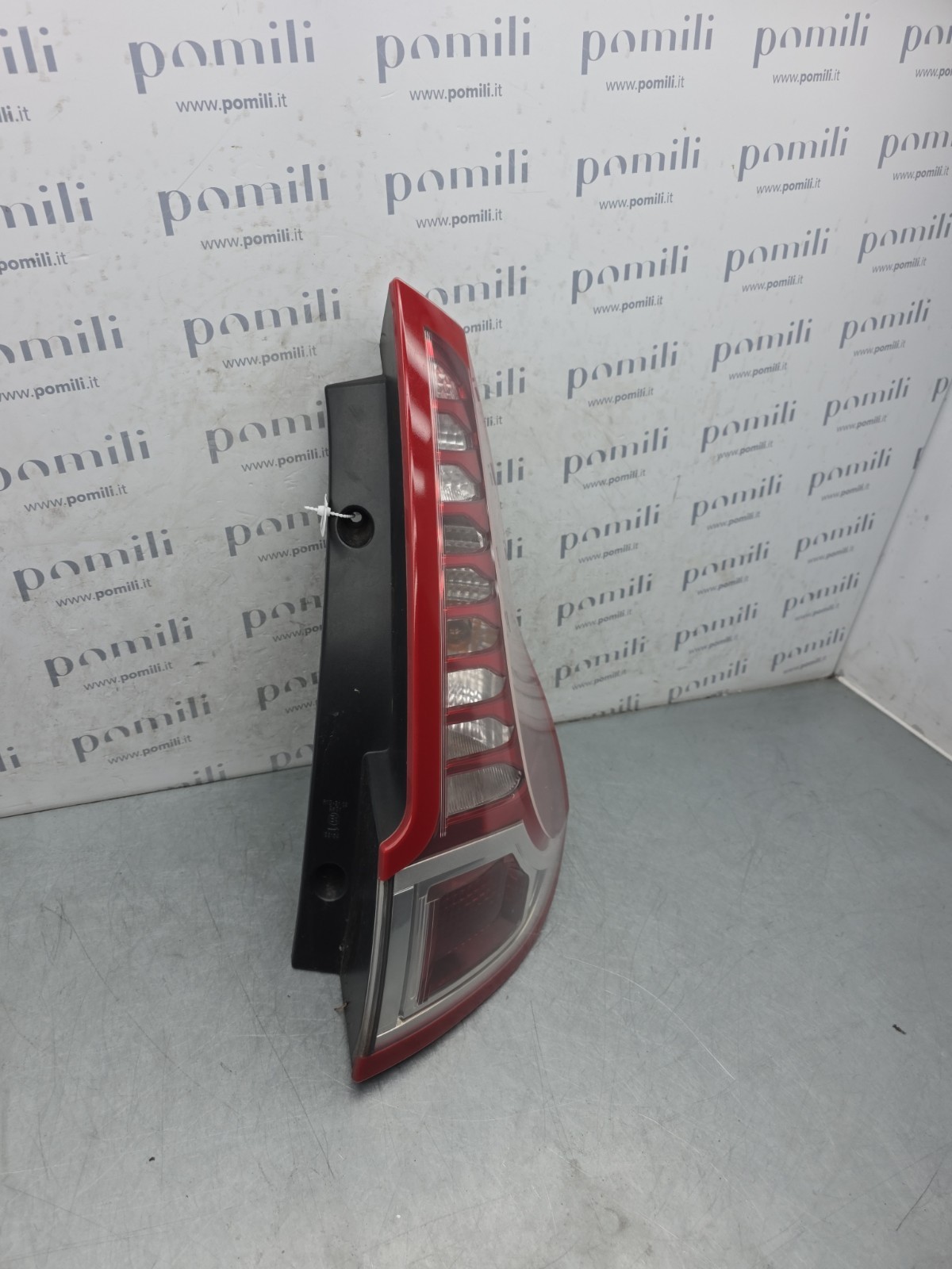 Pomili Fanaleria Renault Scenic X-Mod fanale posteriore destro usato