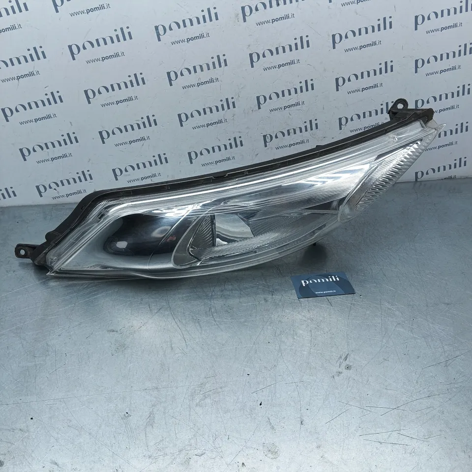 Pomili Fanaleria Nissan Juke 1ª Serie (F15) faro destro usato 261201KL0C