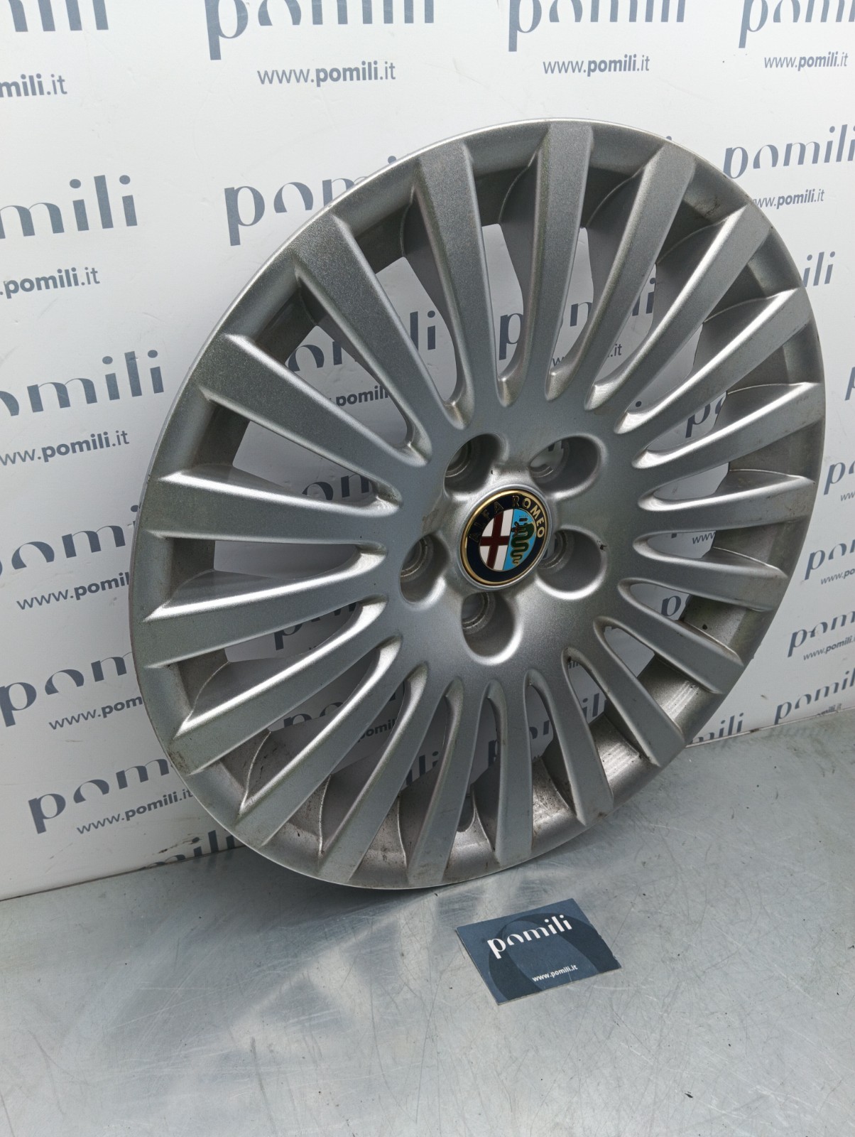 Pomili Altro auto Alfa Romeo 147 borchia R15 OEM 60695794