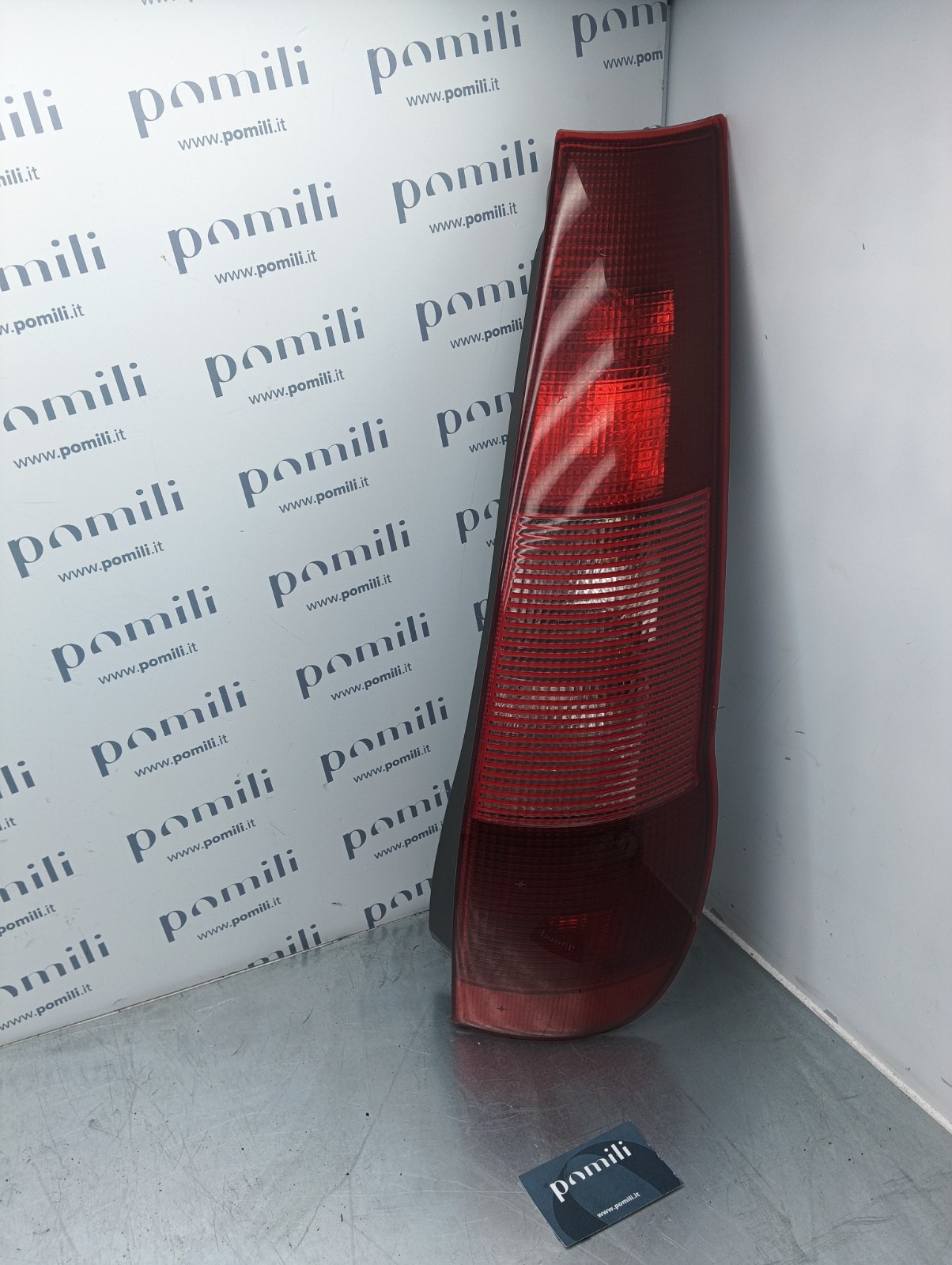 Pomili Fanaleria Fiat Punto I fanale posteriore destro usato