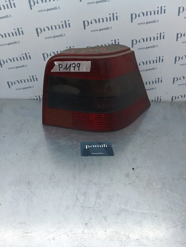 Pomili Fanaleria Volkswagen Golf 4 fanale destro usato