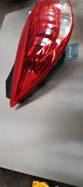 Pomili Fanaleria Opel Insignia G09 fanale posteriore sinistro 12/08-10/13