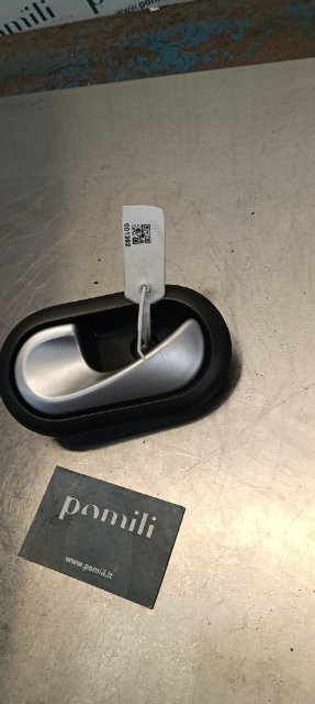 Pomili Rivestimenti interni e parti interne Maniglia appiglio porta post. SX Dacia Duster