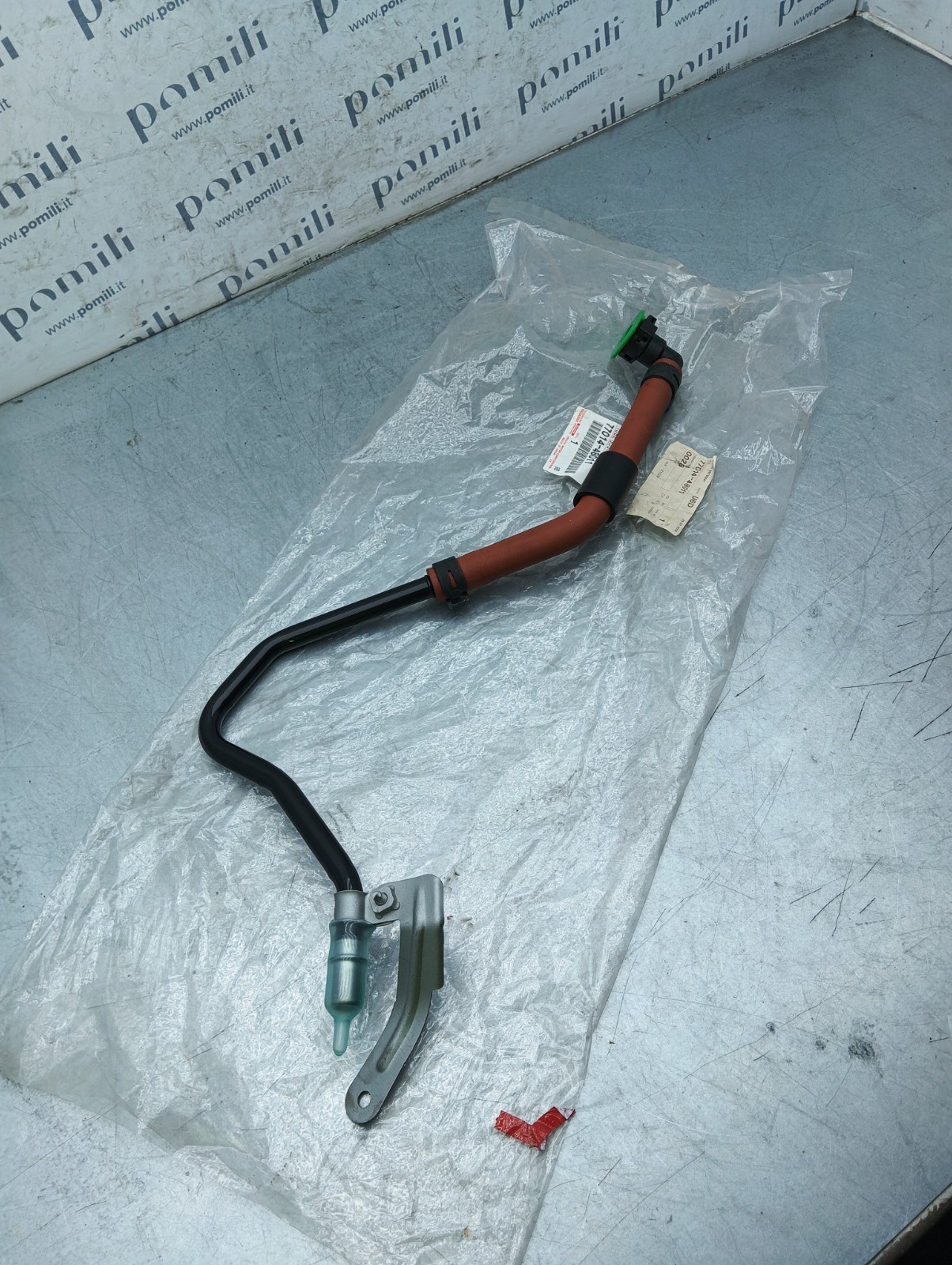 Pomili Alimentazione e scarico Toyota RAV4 (2012-2019) 77014-48011 tubo sfiato serbatoio