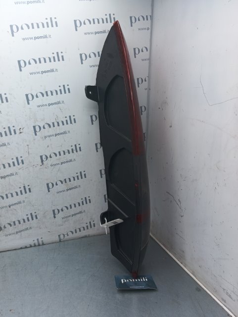 Pomili Fanaleria Ford Focus CAK fanale posteriore destro